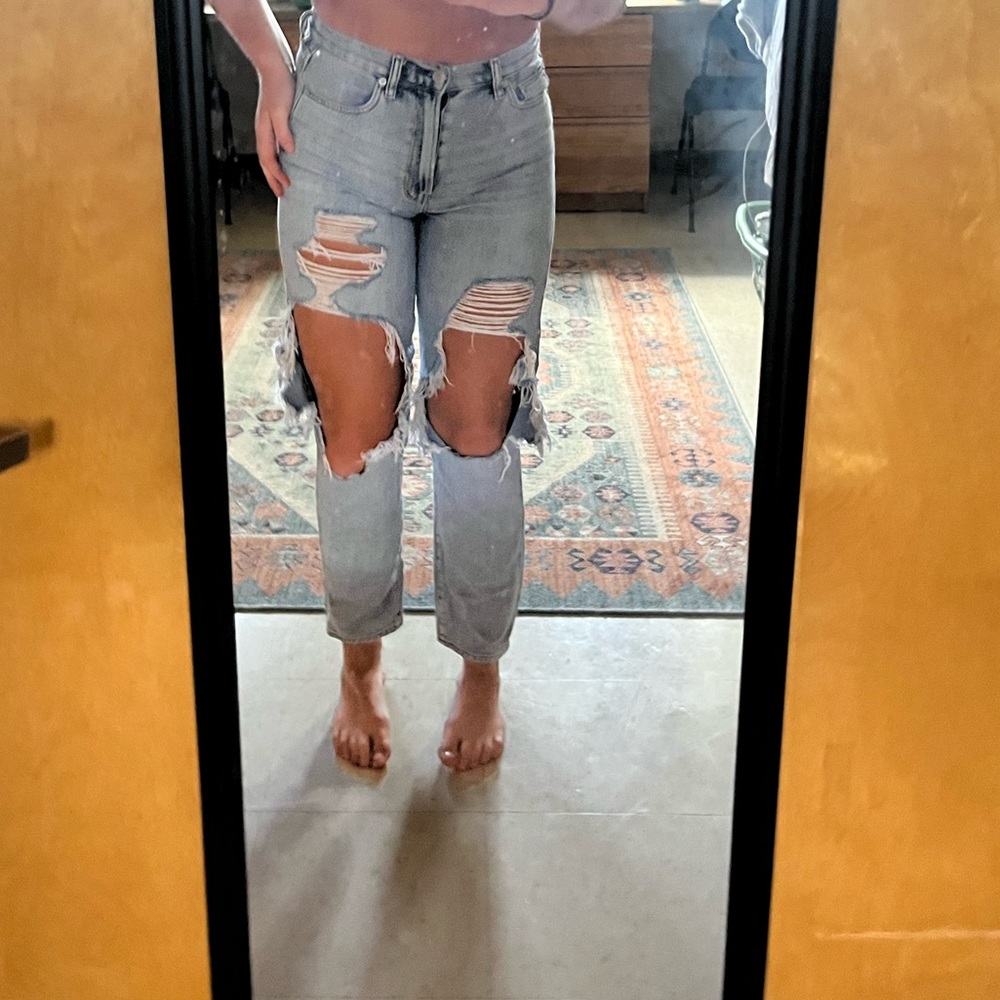 American Eagle Mom Jeans
